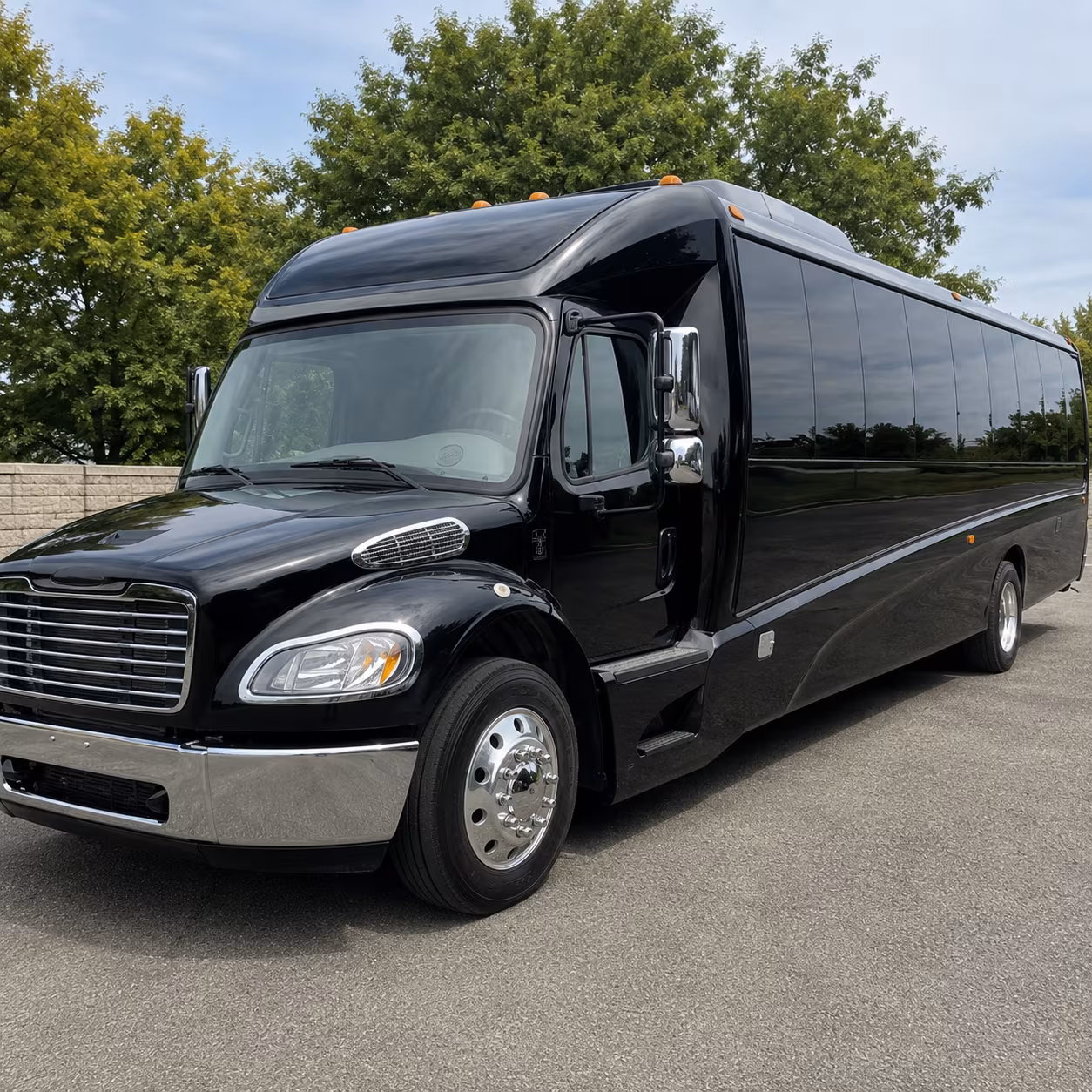 costa mesa 25 passenger minibus