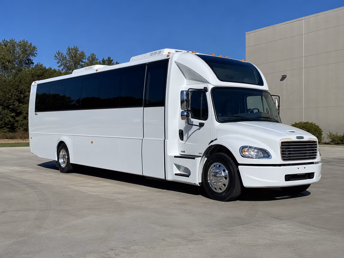 costa mesa 28 passenger party bus