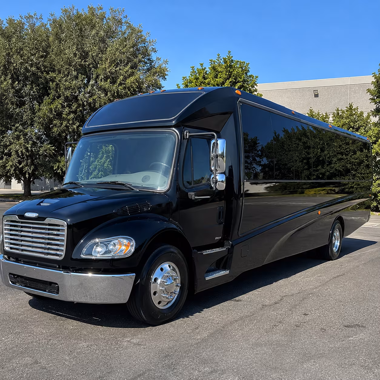 costa mesa 30 passenger minibus