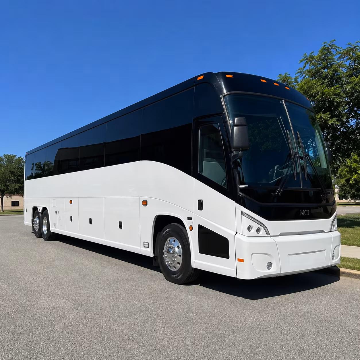 costa mesa 40 passenger charter bus
