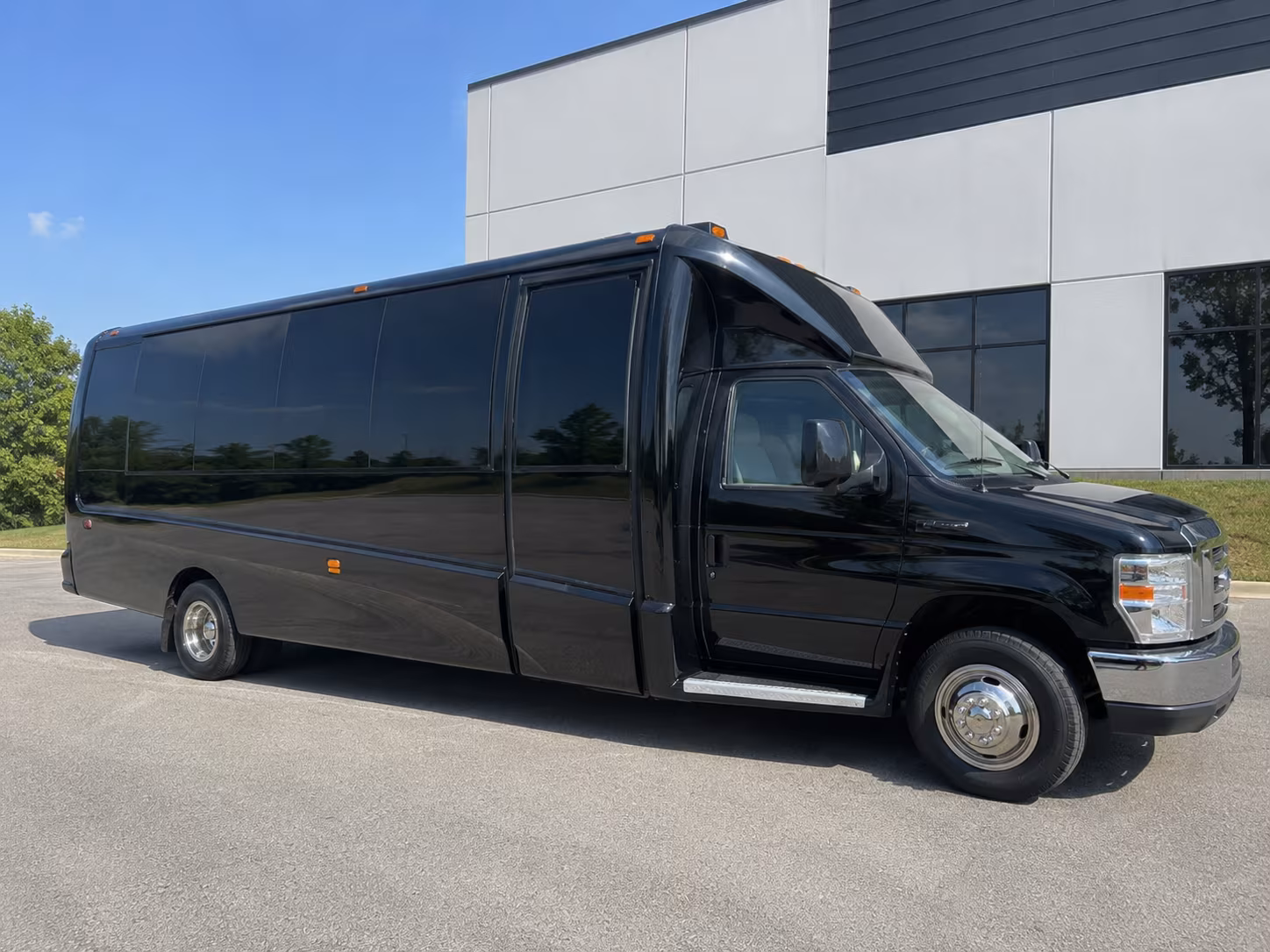 costa mesa bus rental service area