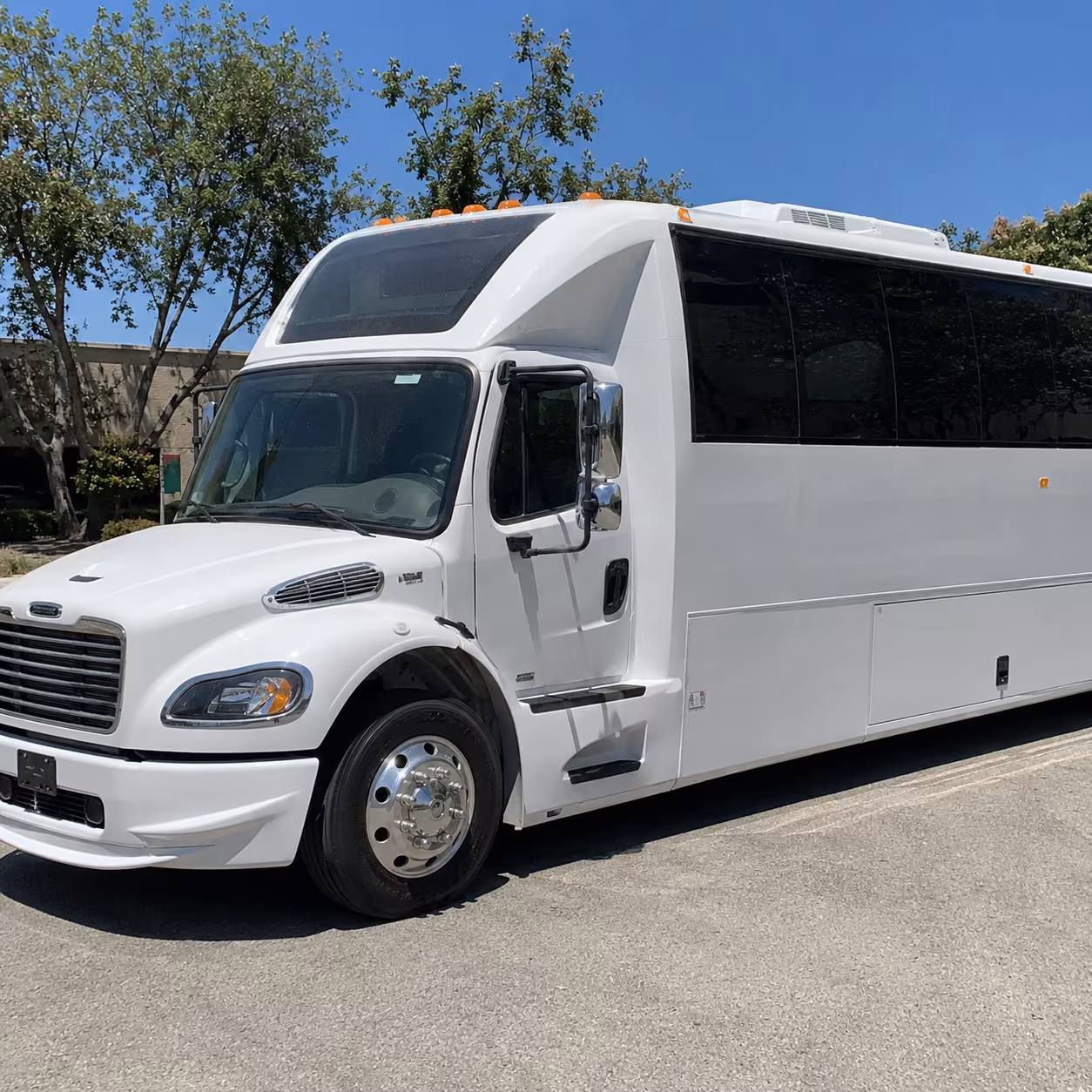 cruise transfers between costa mesa and the port of los angeles port of long beach