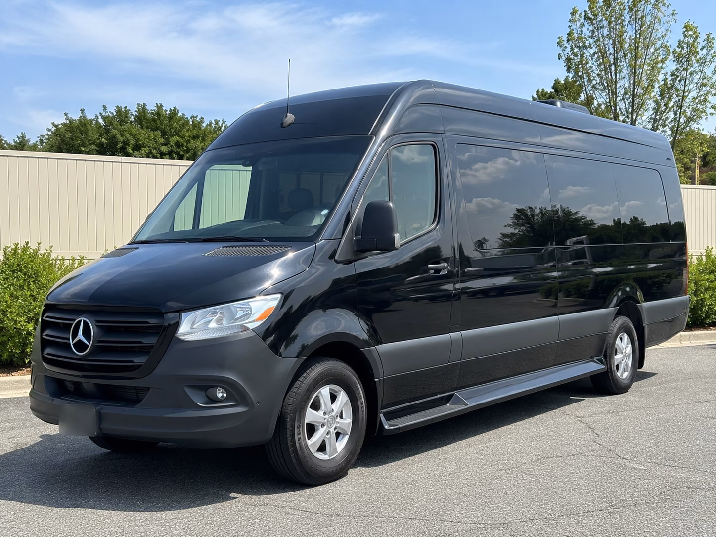 sprinter vans and minibuses for small group field trips in costa mesa